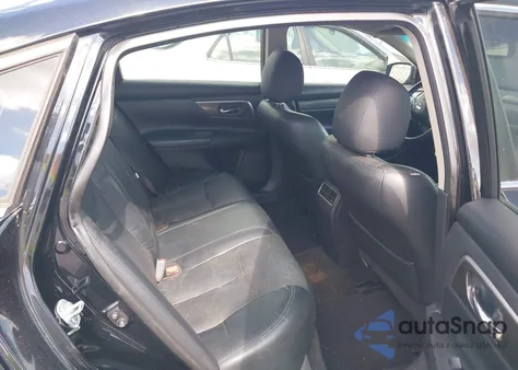 2015 Nissan Altima 3.5 S/3.5 Sl/3.5 Sv z USA, uszkodzony, nr VIN 1N4BL3AP7FC493914